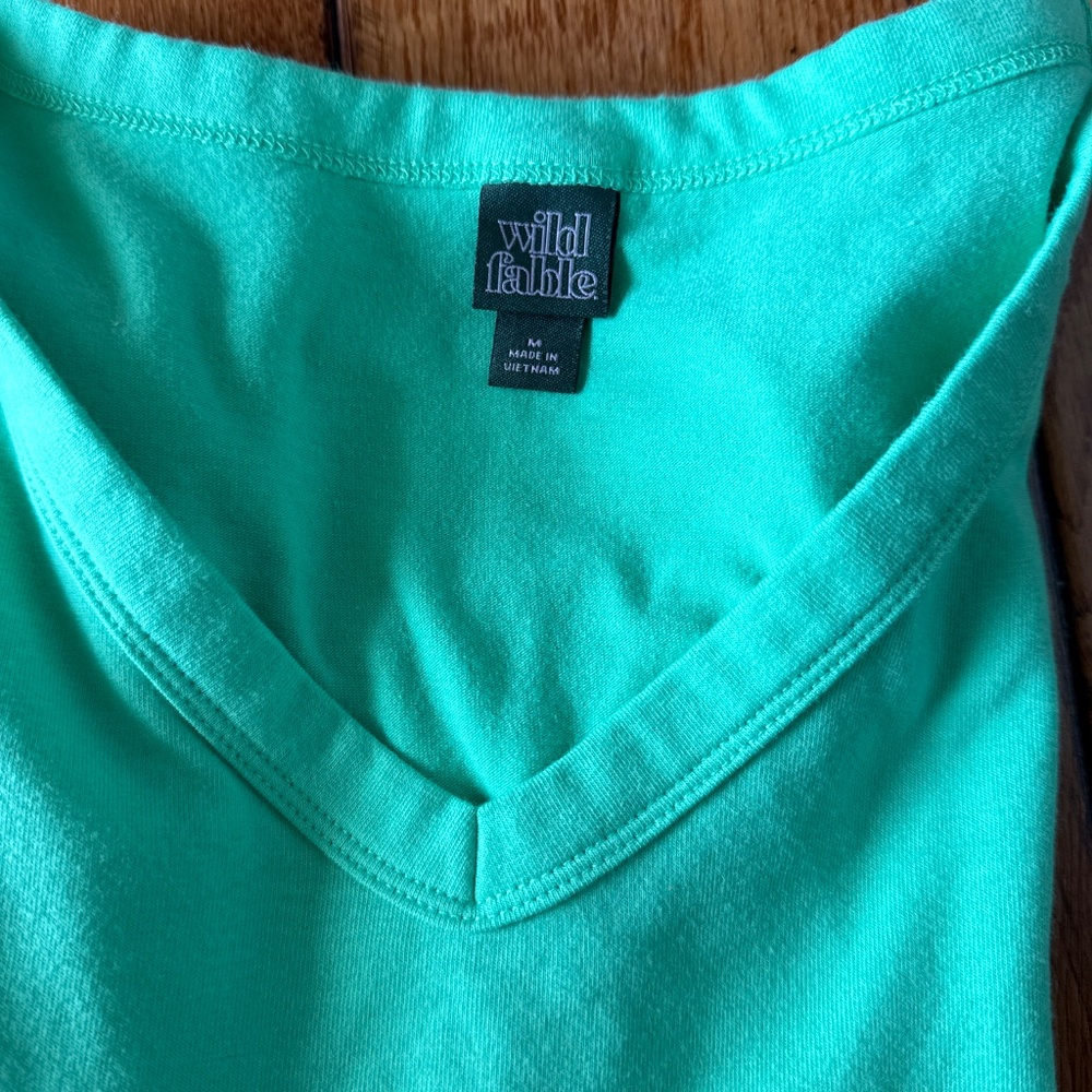 Aerie  size small biker shorts & crop top and wild fable T - Picture 3 of 4